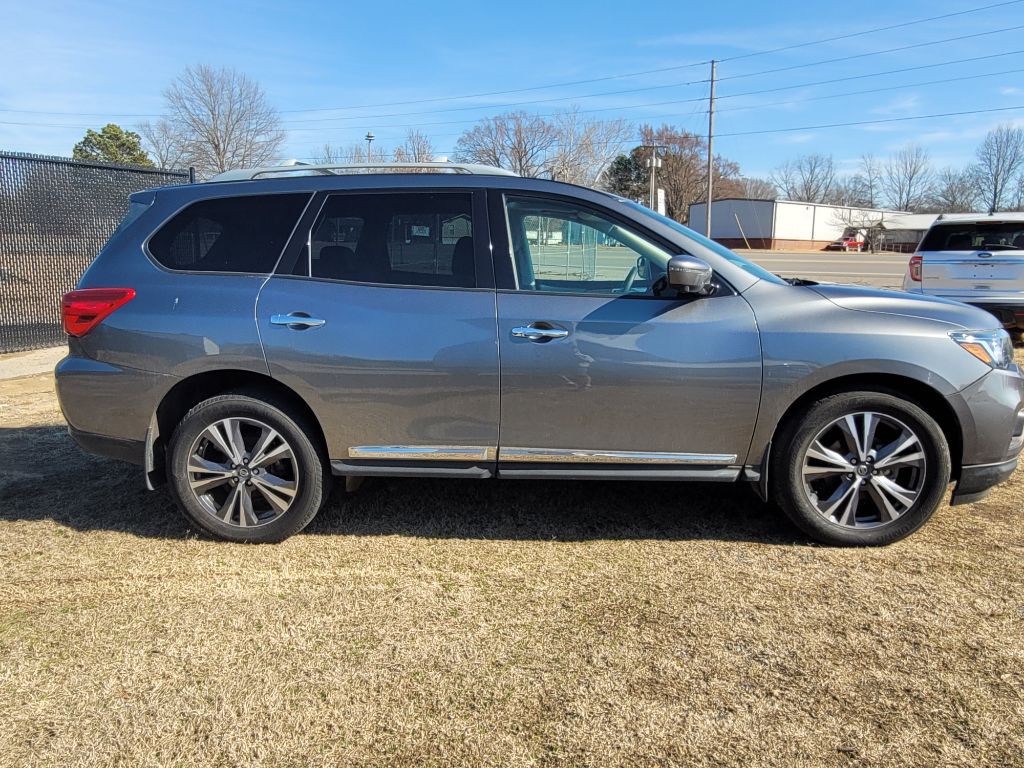 2020 Nissan Pathfinder Image 3