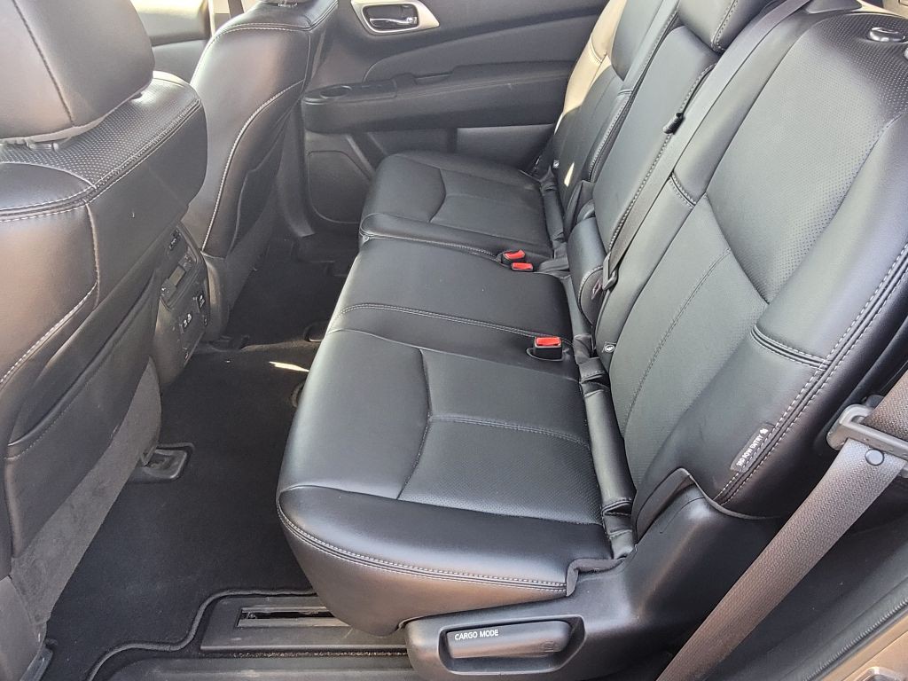 2020 Nissan Pathfinder Image 7