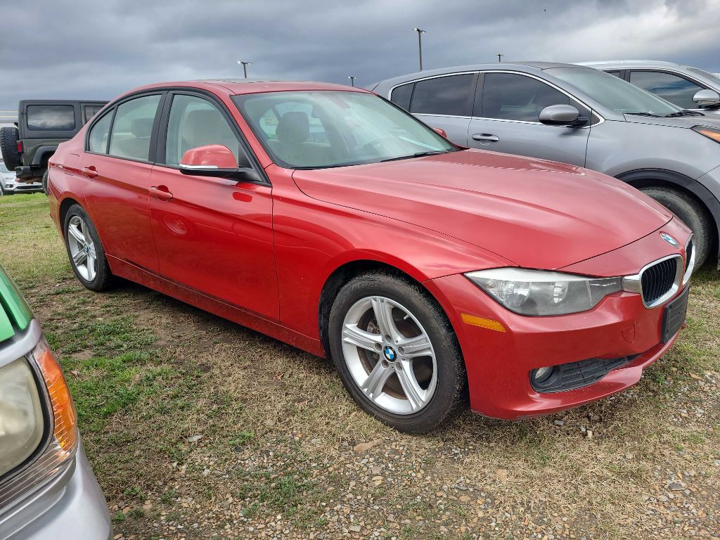 2013 BMW 3 Series Image 3