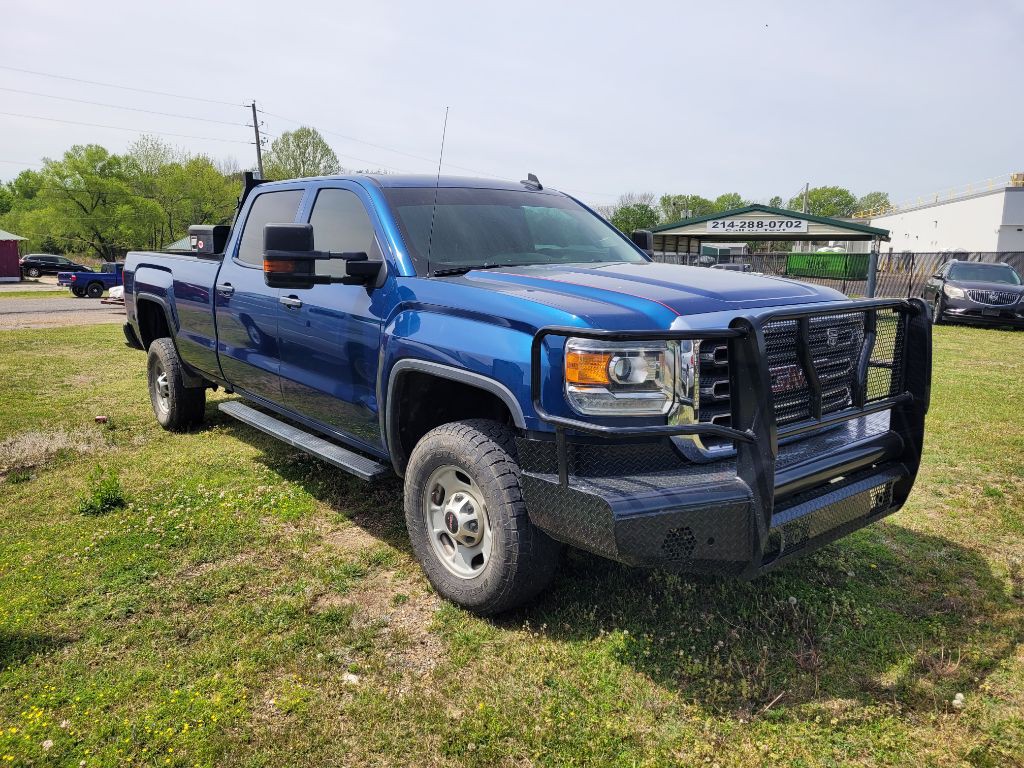 2017 GMC Sierra Image 2
