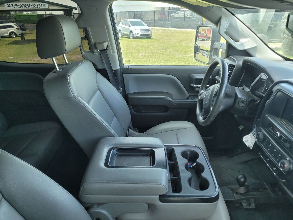 2017 GMC Sierra Image 4