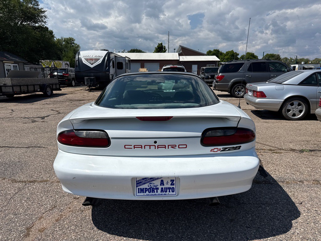 1996 Chevrolet Camaro Image 5