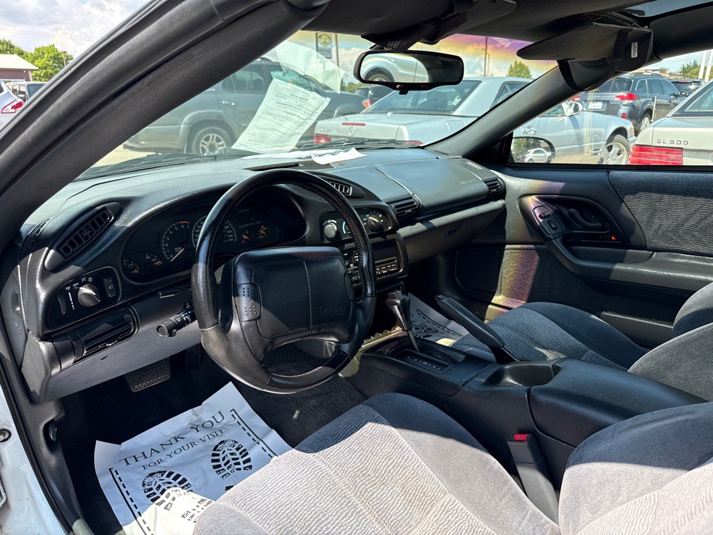 1996 Chevrolet Camaro Image 9