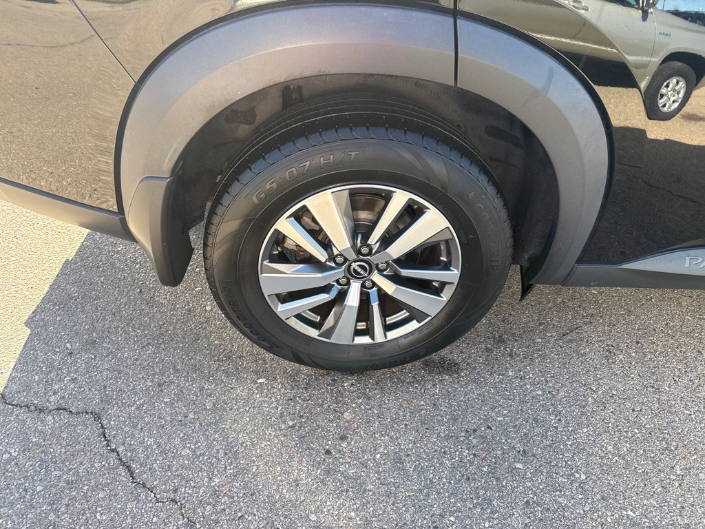 2022 Nissan Pathfinder Image 15