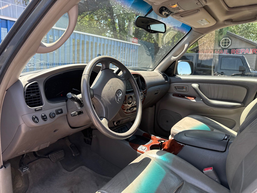 2006 Toyota Sequoia Image 7