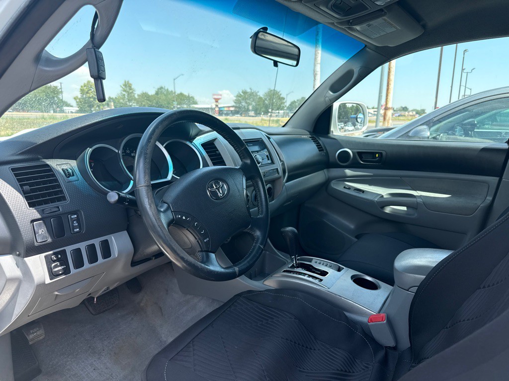 2008 Toyota Tacoma Image 8