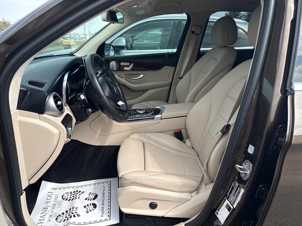 2018 Mercedes-Benz GLC-Class Image 7