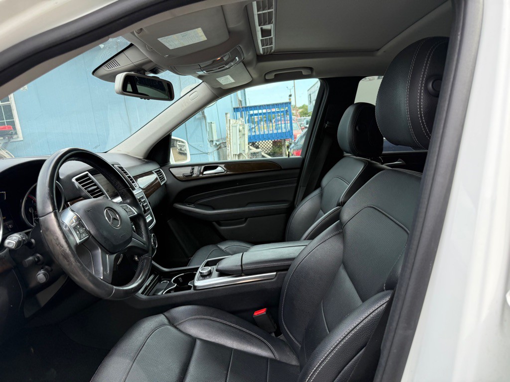2014 Mercedes-Benz M-Class Image 8
