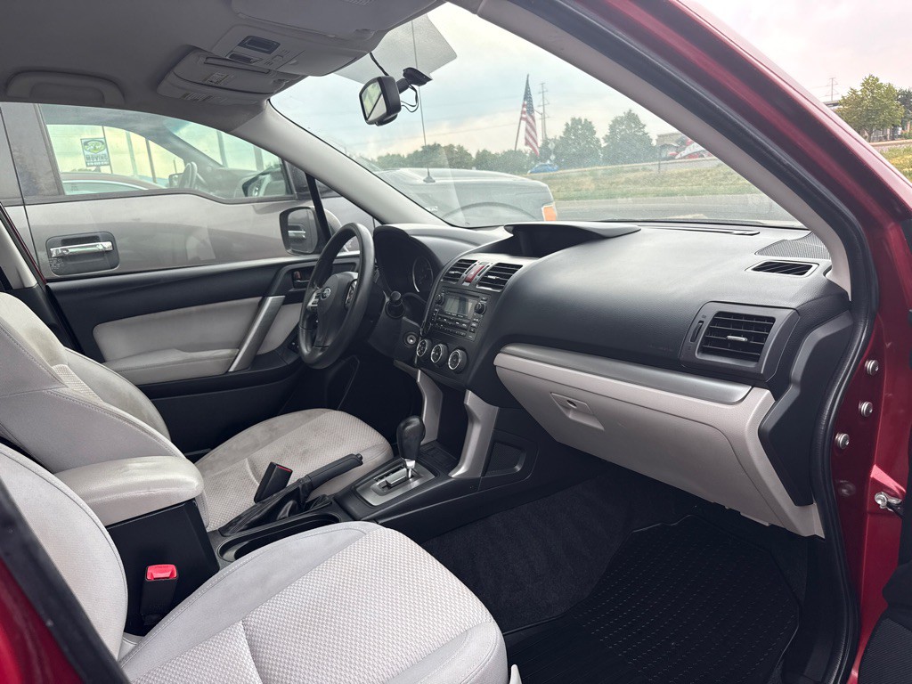 2014 Subaru Forester Image 7