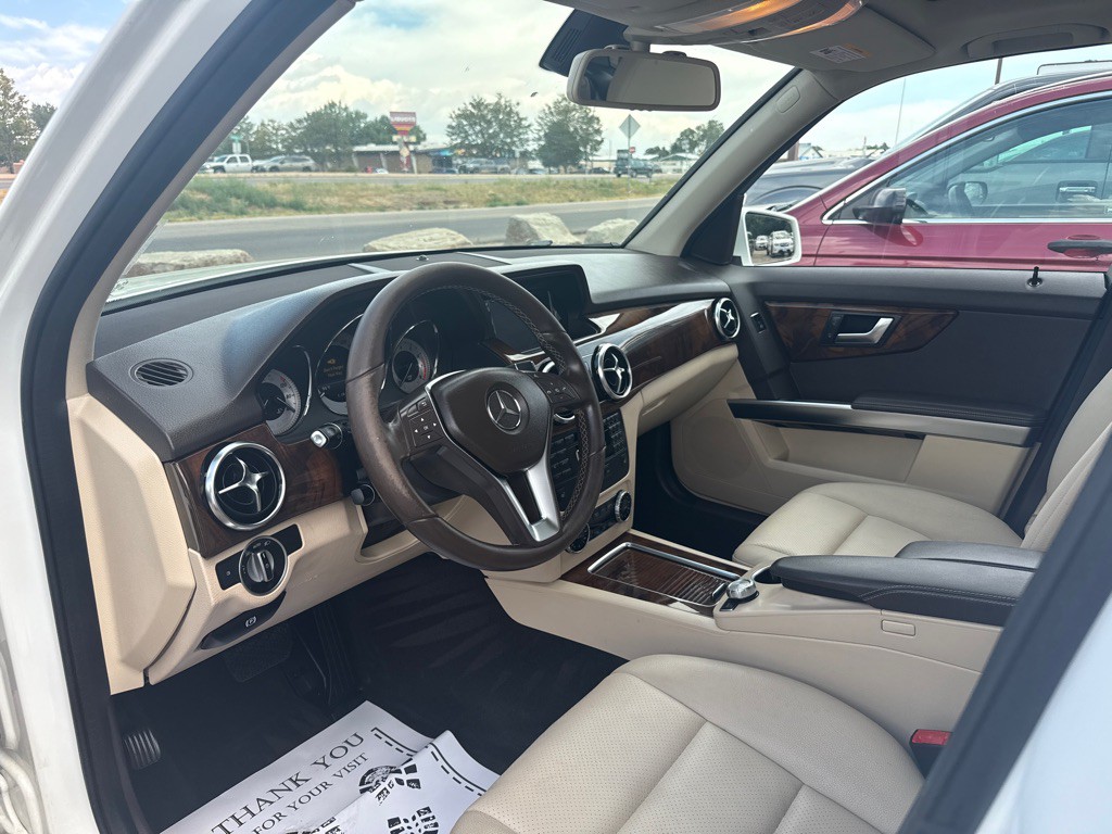 2015 Mercedes-Benz GLK-Class Image 8