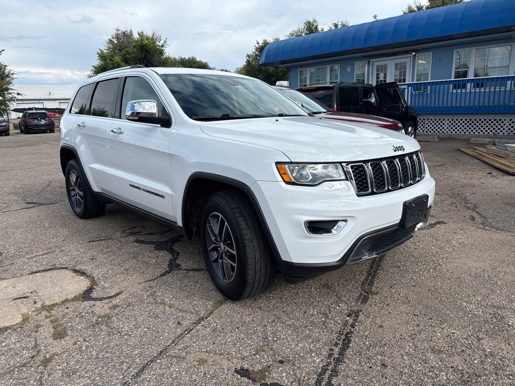2017 Jeep Grand Cherokee Image 5