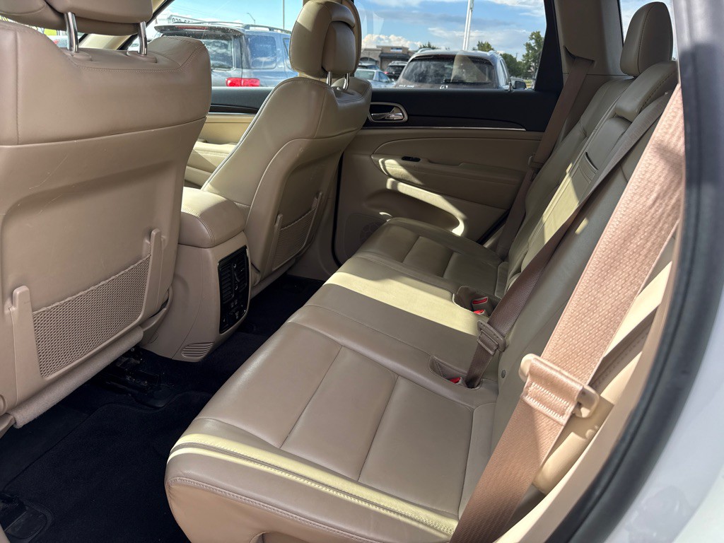 2017 Jeep Grand Cherokee Image 9