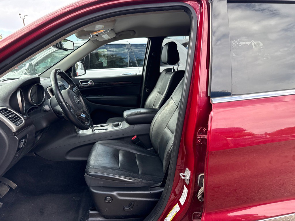 2013 Jeep Grand Cherokee Image 8
