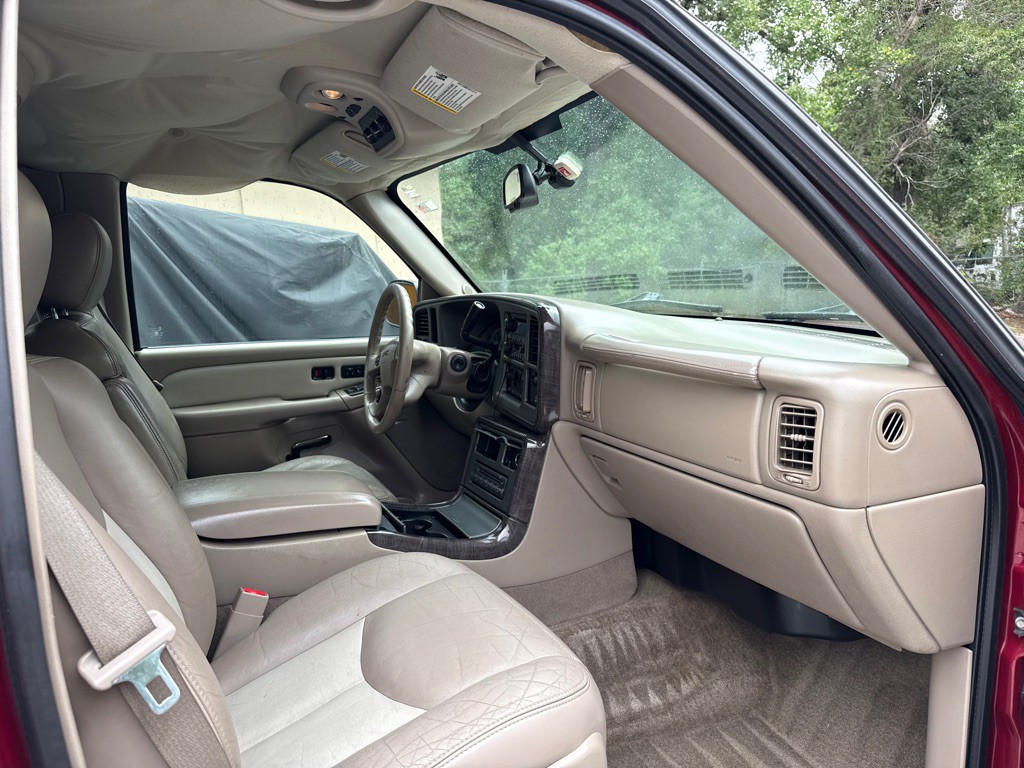 2004 GMC Yukon Image 6