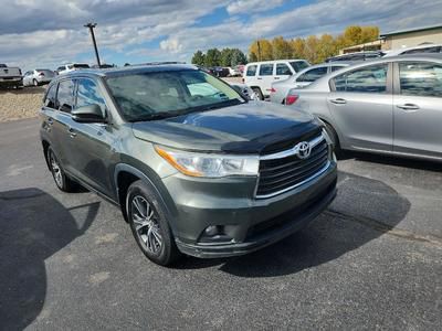2016 Toyota Highlander Image 1