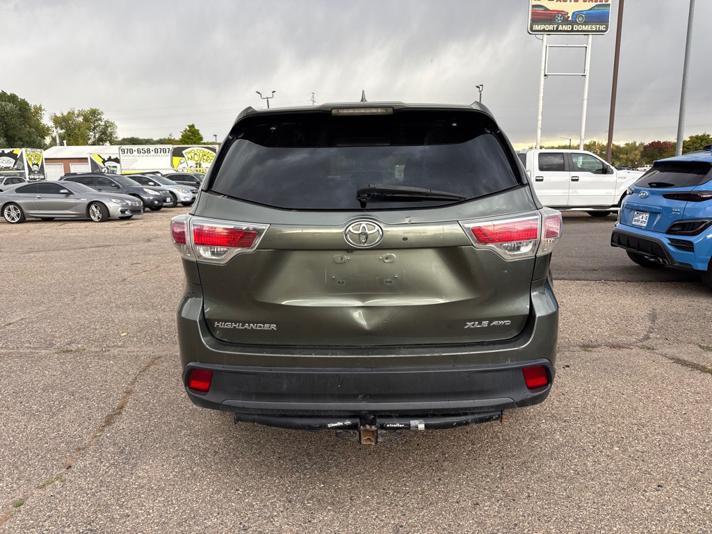 2016 Toyota Highlander Image 6