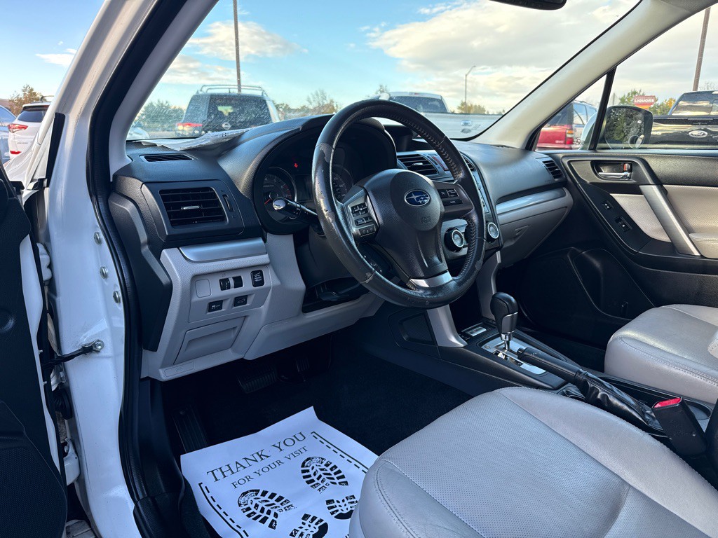 2014 Subaru Forester Image 8