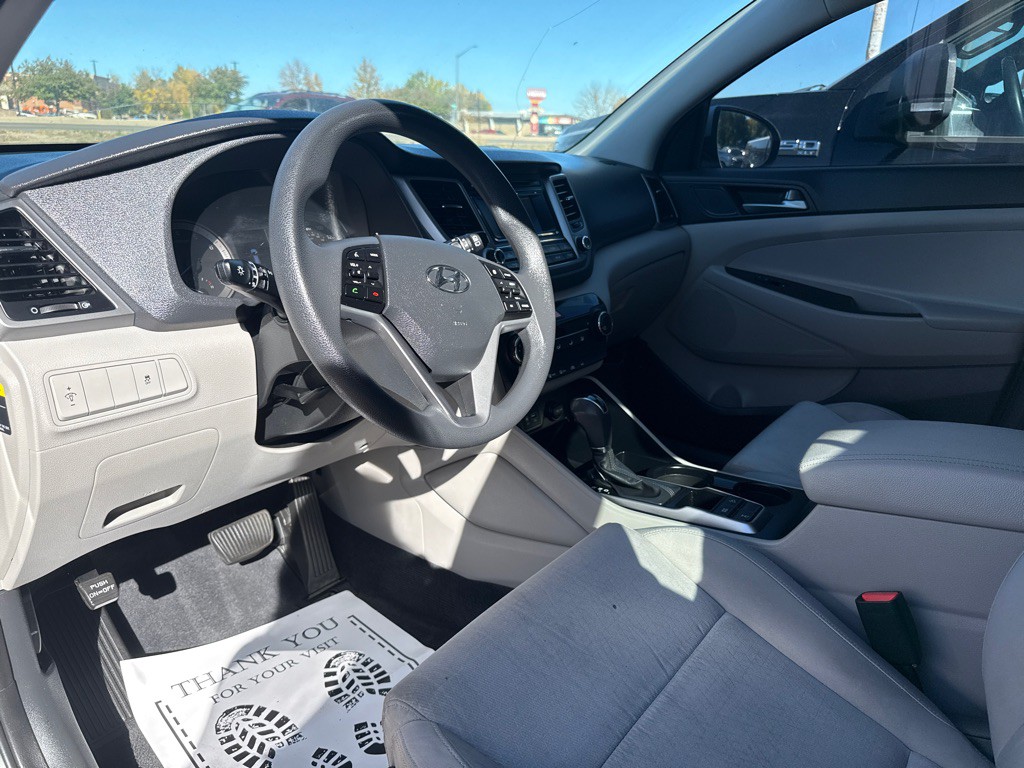 2016 Hyundai Tucson Image 9