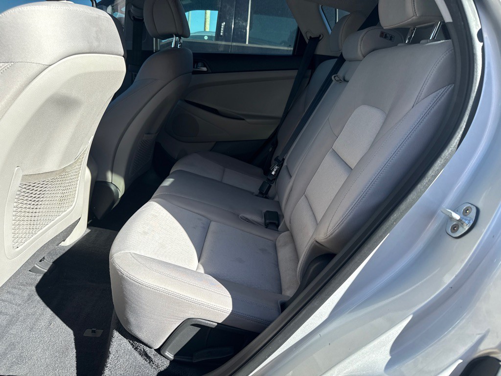 2016 Hyundai Tucson Image 10