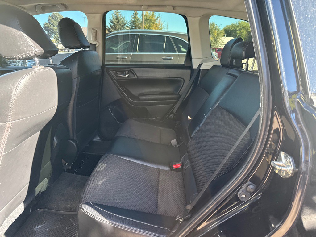 2018 Subaru Forester Image 9