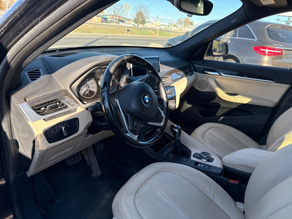 2017 BMW X1 Image 8