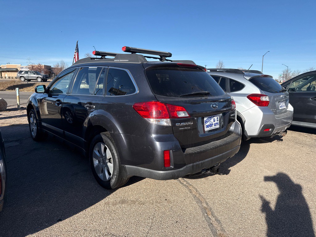 2011 Subaru Outback Image 7