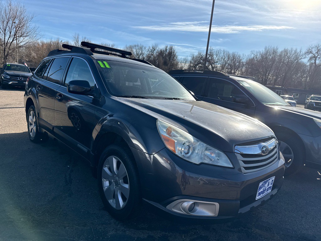 2011 Subaru Outback Image 10