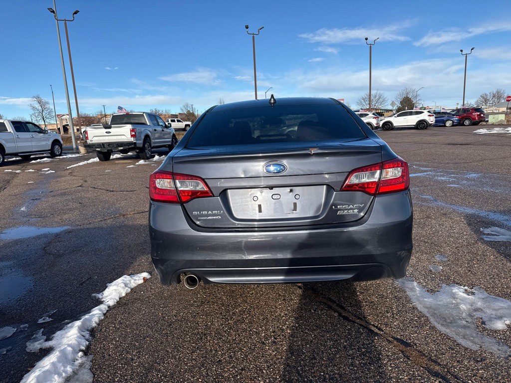 2017 Subaru Legacy Image 5