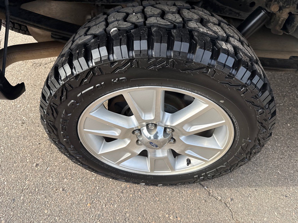 2012 Ford F-150 Image 11