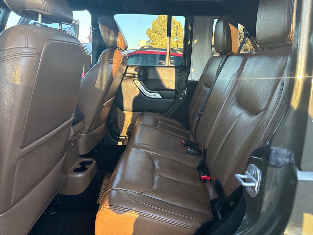 2015 Jeep Wrangler Unlimited Image 9