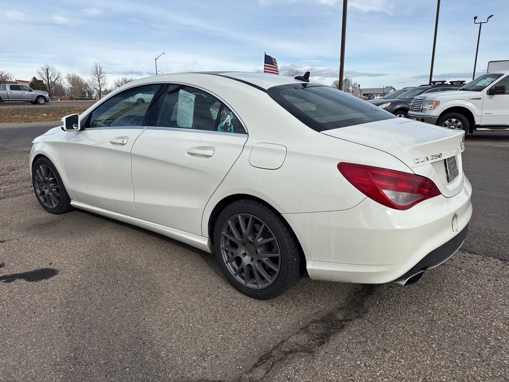 2015 Mercedes-Benz CLA-Class Image 6