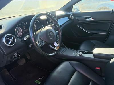 2015 Mercedes-Benz CLA-Class Image 7