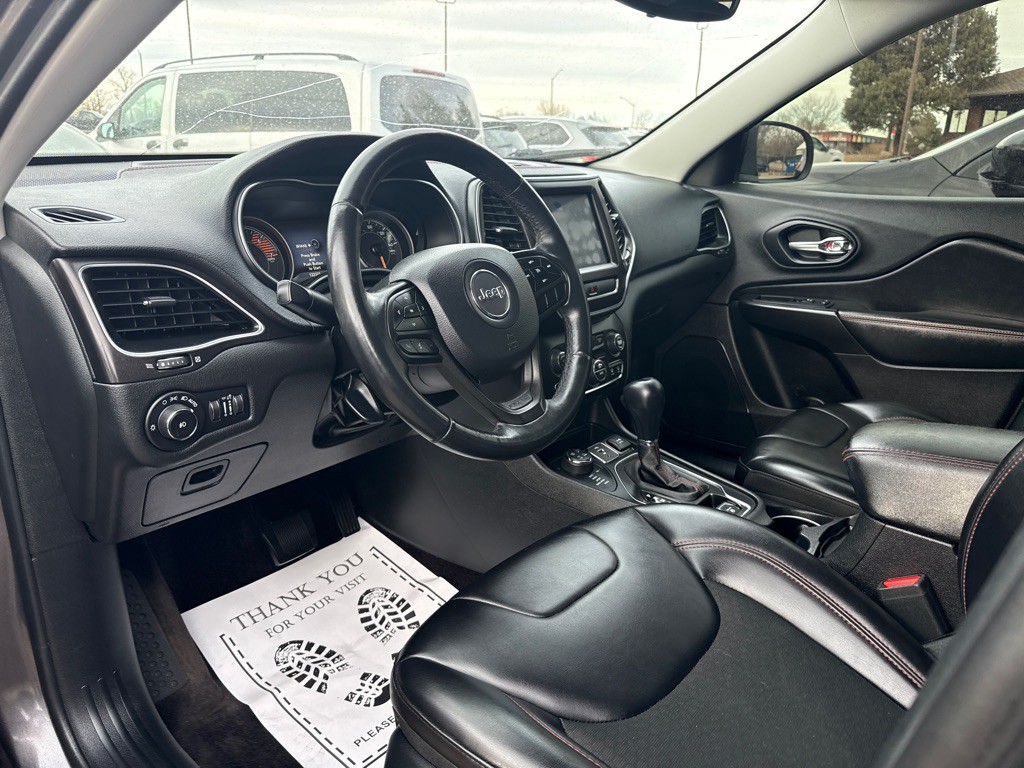 2019 Jeep Cherokee Image 8