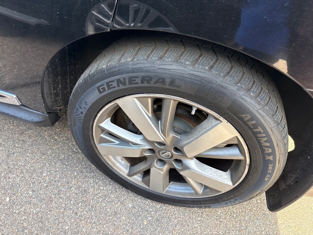 2013 Nissan Pathfinder Image 11