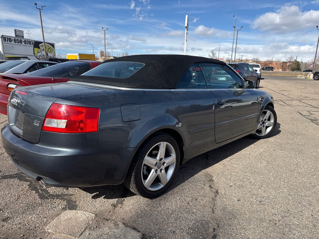 2004 Audi A4 Image 4