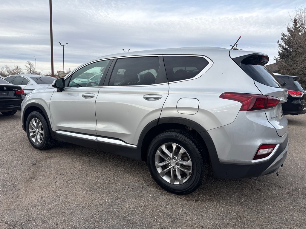 2019 Hyundai Santa Fe Image 6
