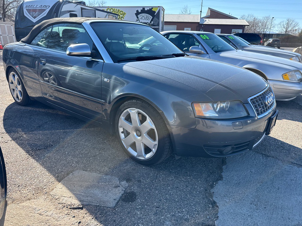 2004 Audi S4 Image 3