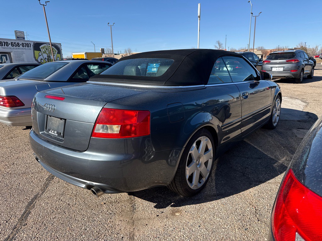 2004 Audi S4 Image 4