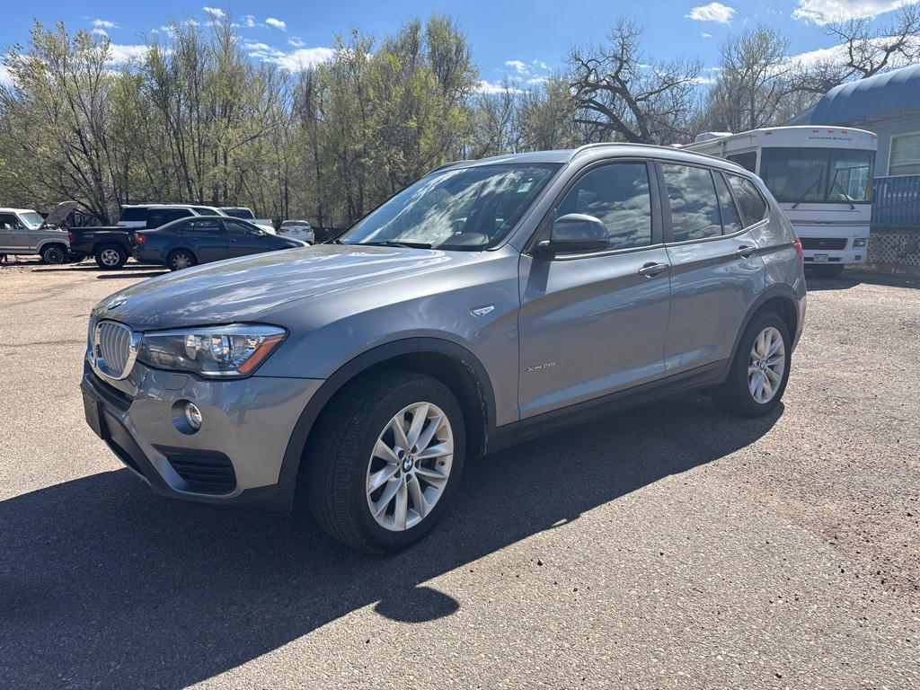 2017 BMW X3 Image 2
