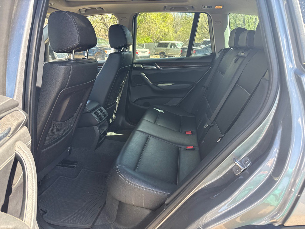 2017 BMW X3 Image 8