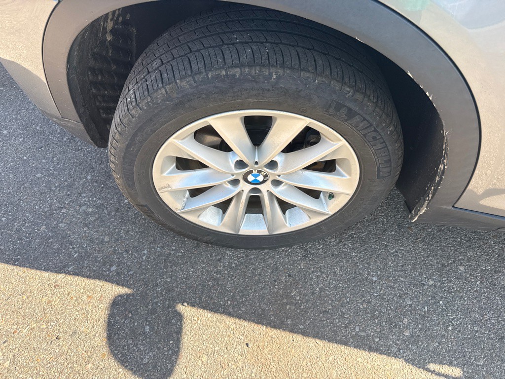 2017 BMW X3 Image 11