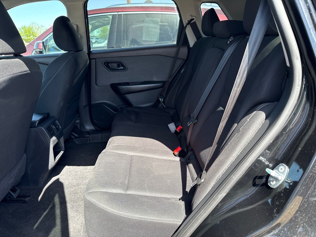 2023 Nissan Rogue Image 9