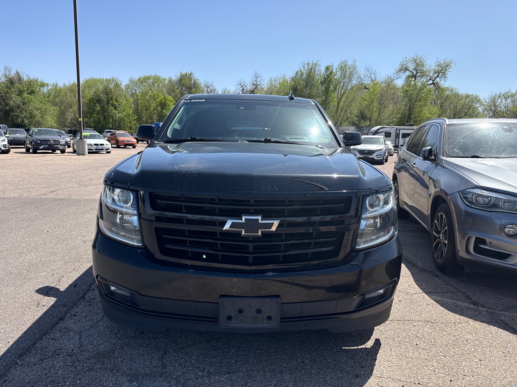 2020 Chevrolet Suburban Image 3
