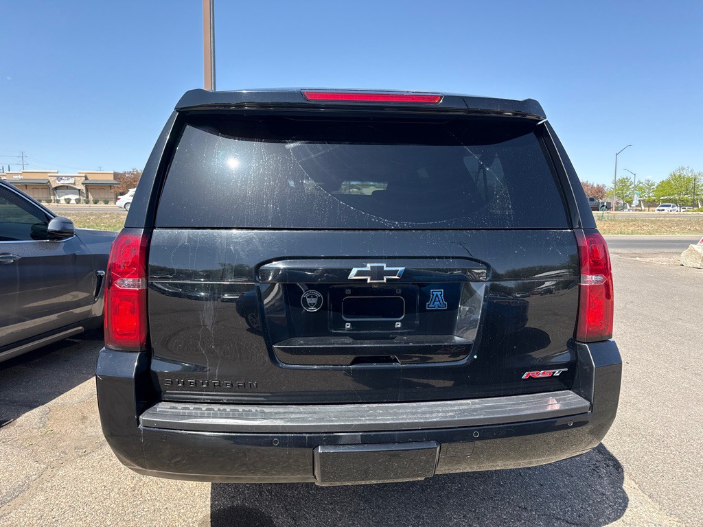 2020 Chevrolet Suburban Image 5