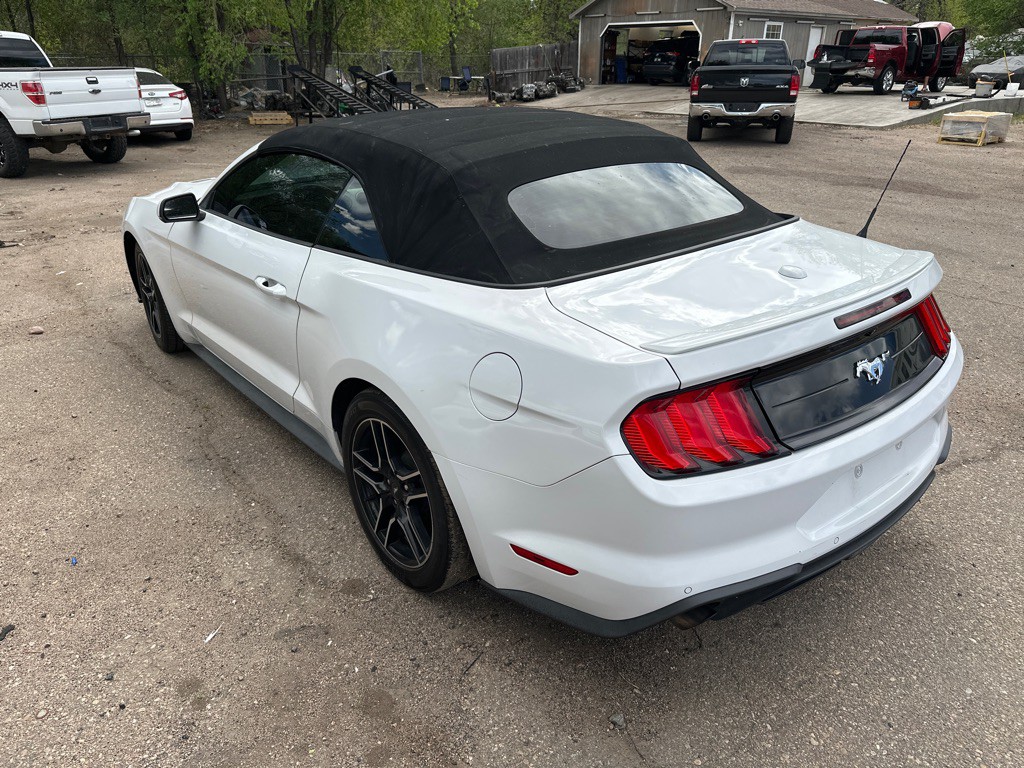 2020 Ford Mustang Image 6
