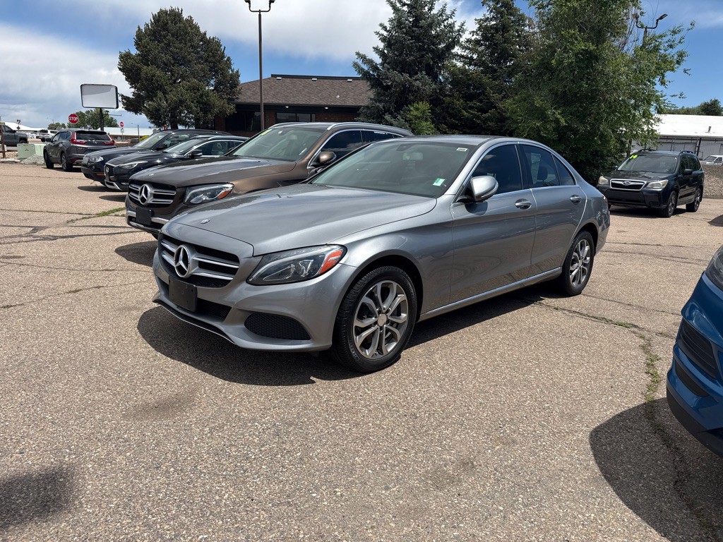 2015 Mercedes-Benz C-Class Image 1