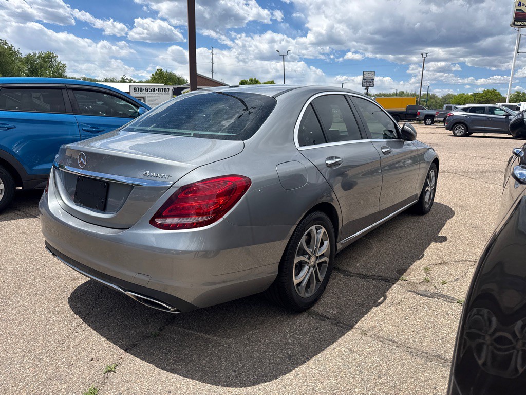 2015 Mercedes-Benz C-Class Image 4