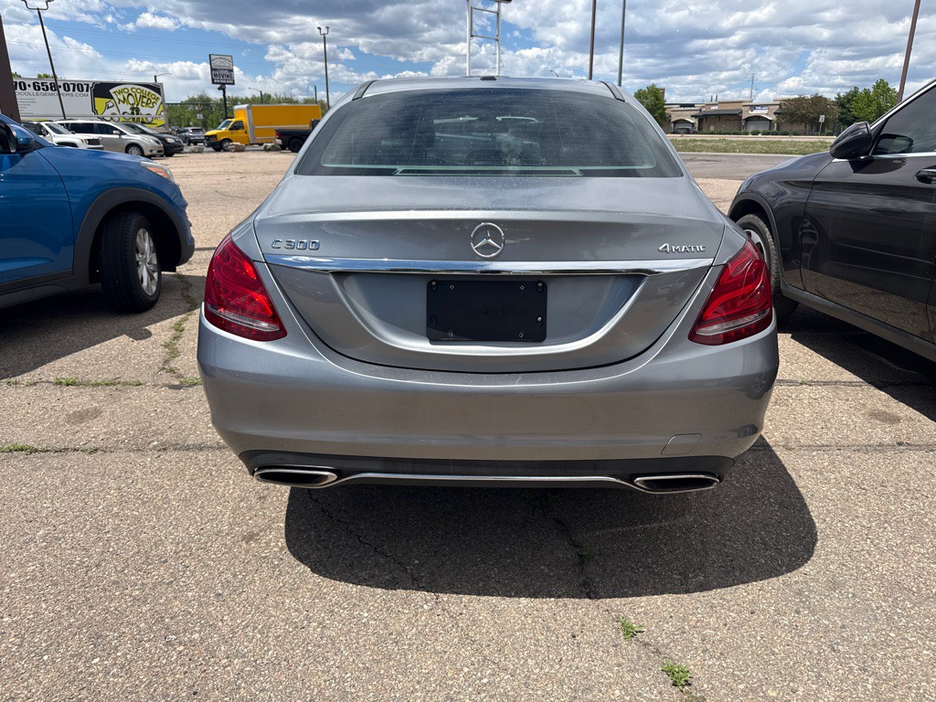 2015 Mercedes-Benz C-Class Image 5