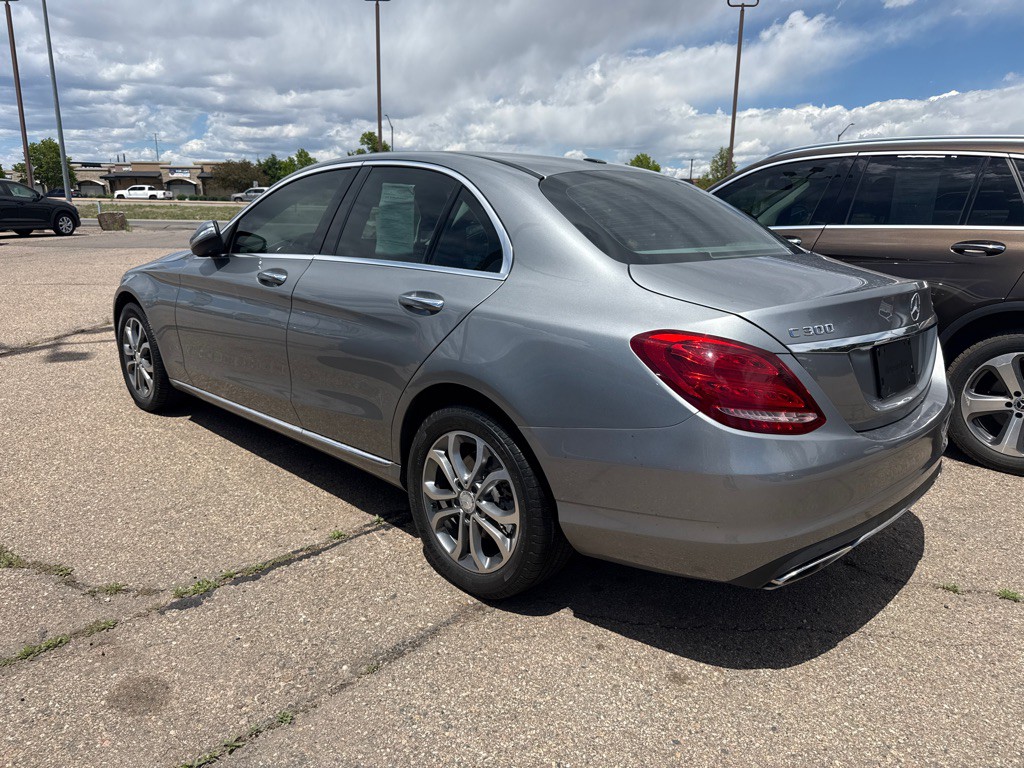 2015 Mercedes-Benz C-Class Image 6