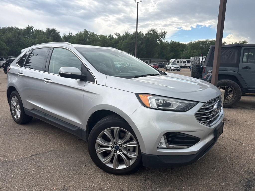 2019 Ford Edge Image 3